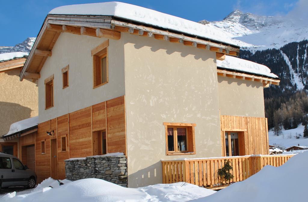 La Joubarde Apartman Lanslevillard Szoba fotó