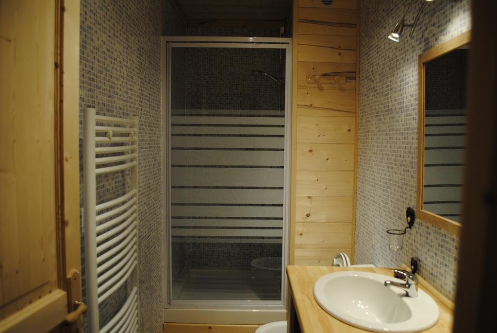 La Joubarde Apartman Lanslevillard Szoba fotó